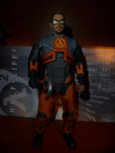 Обо всем - Gordon Freeman Action Figure - обзор